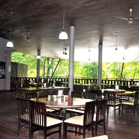 Mulu National Park Hotel Exterior photo