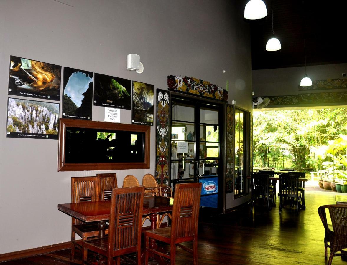 Mulu National Park Hotel Exterior photo